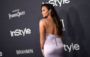 demi lovato anal sex - Page 4 of 17 - Grading On A Curve: Demi Lovato Has Been Putting Her  Cupcakes On Blast And People Are Noticing - Bossip