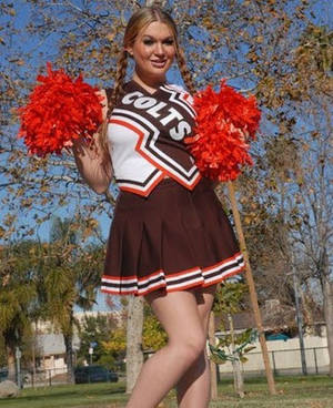 Cheerleader 18 Porn - inShare
