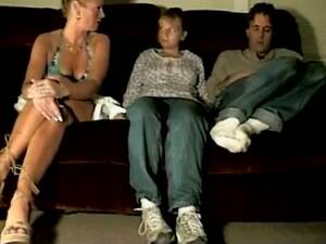 moms knee spanking - California Spanking Step mom - FMF Spankings - Porn video | TXXX.com