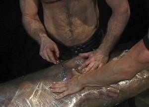 Mummy Gay Porn - Furry leatherman cutting the plastic wrap around Bryce