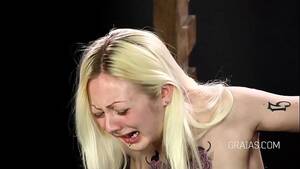 blonde caning - Caning the blonde girl - XVIDEOS.COM