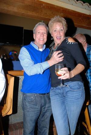 Mature Milf Swinger Party - Swinger Mature Porn Pics & MILF Sex Photos - IdealMilf.com