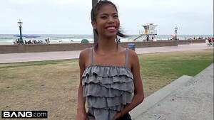 barely legal ghetto pussy - Barely legal Ebony teen Nia Naccis tight pussy gets stretched - XVIDEOS.COM