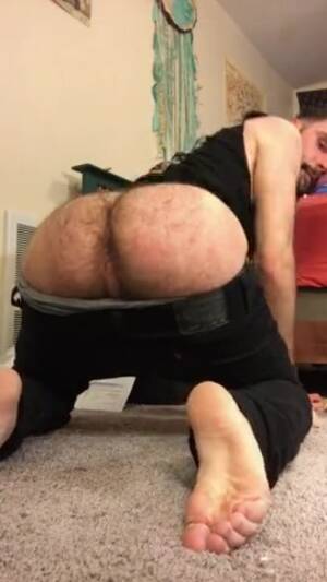 Boys Hairy Ass Gay Porn - Hairy guy with hairy bubble butt - ThisVid.com