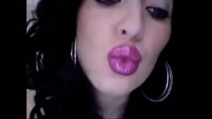 Lip Gloss Fetish Porn - Lipstick Fetish Mistress - XVIDEOS.COM