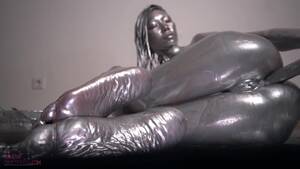 body painting anal sex - Oriental in metallic body paint fucking her asshole : Anal Porn Tube