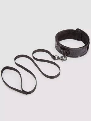 Dog Collar Leash Bondage Forced Lesbian Porn - 17 Best BDSM Collars For Bondage and Submissive Sex - Bedbible.com