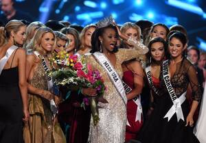 brazil nudist beauty contests - Deshauna Barber crowned Miss USA 2016 | CNN