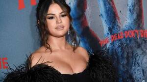 black porno selena gomez - I felt pressured to show skin' - Selena Gomez eelive