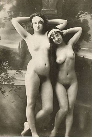 lovely vintage nudes - B&W & mainly Old