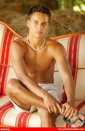 George Duroy Gay Porn - George Duroy â€“ Guys Love Guys Blog