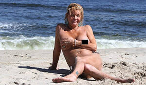 beach mother naked - Tanning Mom Meltdown â€“ Poses Nude on NJ Beach [PHOTOS]