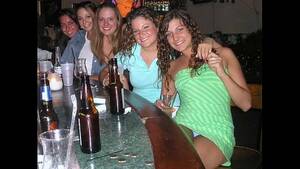 bar upskirt - CANDID UPSKIRTS 01 - XVIDEOS.COM