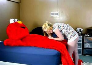Elmo Sex Porn - Watch Elmo fucks - Elmo, Milf, Amateur Porn - SpankBang