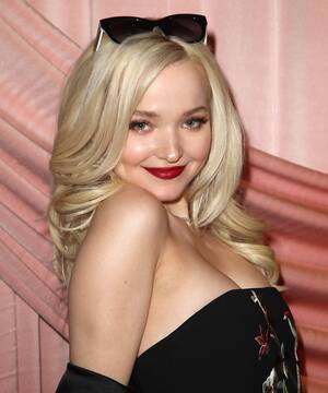 Dove Cameron Having Sex - Dove Cameron Sabrina Teenage Witch Instagram Riverdale