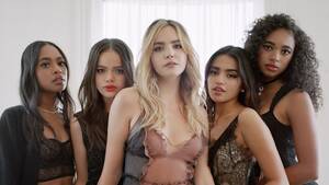 Malia And Sasha Porn - Pretty Little Liars: Original Sinâ€ Cast, Creators Explain How HBO Max  Spinoff Uses Horror to Center a Female Gaze | Teen Vogue