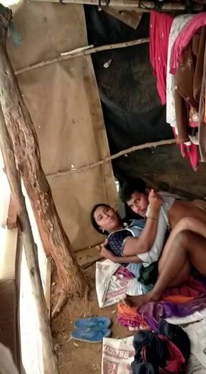 India Slum Sex Tube - Indian slum pair caught fucking on voyeurs web camera : INDIAN SEX on  TABOO.DESIâ„¢