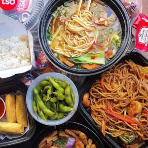 Chinese Takeout Porn - Craving Chinese Takeout? Austin's best Chinese food w/Free Delivery, No  Tipping Policy, Curbside Pickup. Order Onlâ€¦ | Best chinese food, Chinese  food delivery, Food