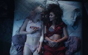 drunk party orgy - Overdoses, orgies, and Euphoria: why HBO's sexed-up vision of teen life is  a lie