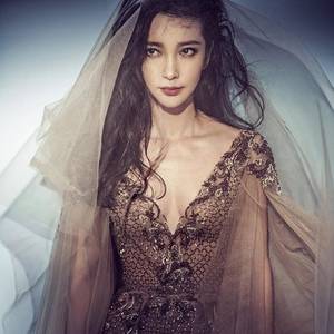 Li Bingbing Porn - Chinese actress Li Bingbing wearing