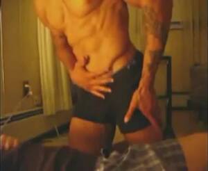 Men Teasing Porn - Muscle men: Teasing The Straight boy - ThisVid.com æ—¥æœ¬èªžã§