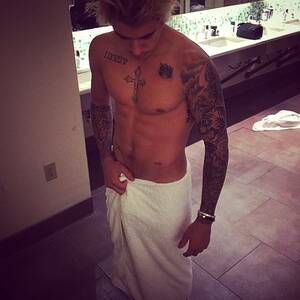 Full Justin Bieber Porn - Justin Bieber Offered $2 Million to Do Gay Porn (Seriously!)