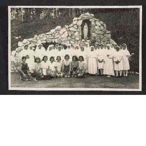 Chij Singapore - Staff from the Convent of the Holy Infant Jesus (CHIJ)