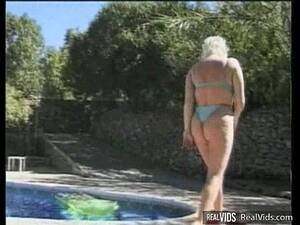 blonde bbw pool - BBW blonde gets banged near pool - XNXX.COM