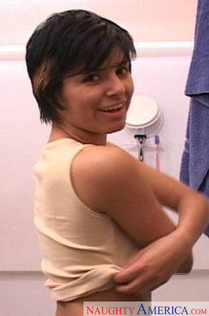 Maid Bathroom Porn - Isabella starring in Maidporn videos with Blow Job and Brunette