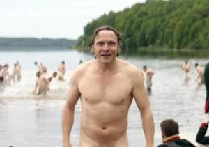 Colin Firth Porn - War and Peace: viewers were shocked by Oscar Pearce's full frontal scene