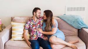 curvy wife - buffering