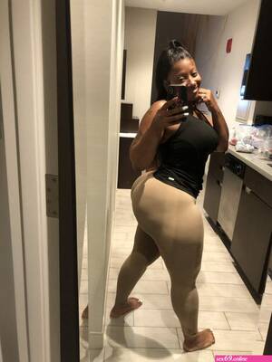big black booty mirror shot - Big Black Booty Mirror Shot | Sex Pictures Pass