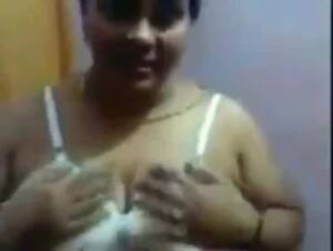 Mallu Aunty Porn - Mallu aunty with yong boy - TamilPorn.tv