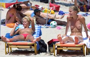 beach tits tan lines - Beach topless voyeur tan lines and nude sun bathing - Pichunter