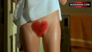 Heidi Klum Hairy Pussy - Heidi Klum Hairy Bush â€“ Blow Dry (0:10) | NudeBase.com