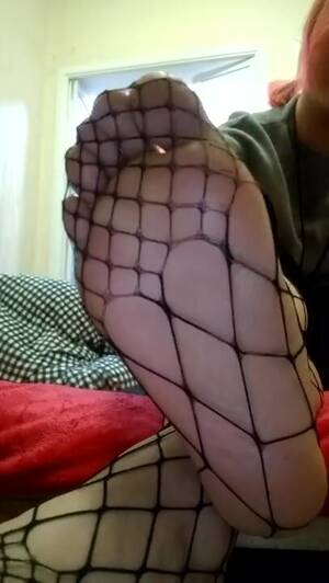 Chinese Fishnet - Chinese Fishnet Feet POV - ThisVid.com