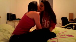 Amateur Lesbian Kiss - Amateur lesbian girls play kiss | xHamster