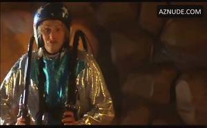 Mimi Rogers Lesbian - ... Mimi Rogers Bikini, Lesbian Scene in Dumb And Dumberer