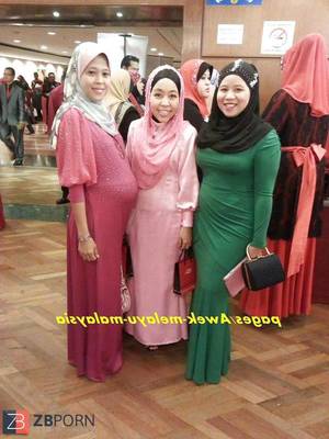 Hijab Milf Porn - Malay wonderful hijab