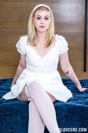 Blonde Chick Porn - Filthy blonde chick Krissy Knight doing hardcore POV porn photos