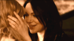 Laura Prepon Lesbian Porn - 10 Perfect Alex Vause Gifs that Make Us Thankful Laura Prepon was Born