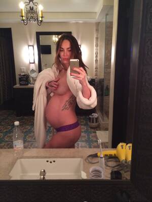 Megan Fox Pregnant Porn - Possibly Megan Fox Nude of the Day
