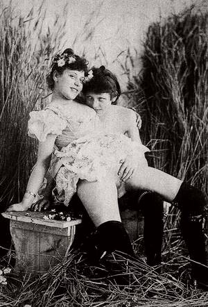 1800s Lesbians - Vintage: 19th Century Lesbian Nudes (1880s) | MONOVISIONS - Black & White  Photography Magazine