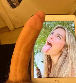 big dick ipad - My 18yo cock compared to my ipad and addison rae nude porn picture |  Nudeporn.org