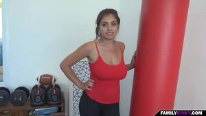 busty step sister - my young busty step sister - XVIDEOS.COM