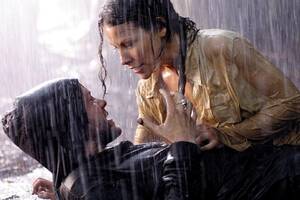 Lost Evangeline Lilly Porn - Lost' Producers Apologize To Evangeline Lilly For Uncomfortable Nude Scenes  | Decider