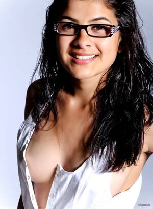 Native American Porn Stars Glasses - Indian Porn Babe Indianpornbabe Model Harper Glasses Wifi Download Sex HD  Pics