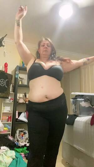 fat mom strip - BBW Mom Striptease - ThisVid.com