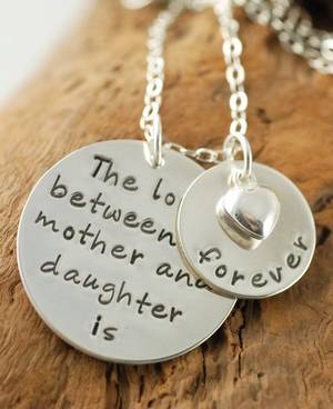 Good Vibes Mondos Mom Porn - Personalized Jewelry |The Love Between a Mother and Daughter is Forever  Necklace | Hand Stamped Mommy Necklace | Mother Daugther Necklace
