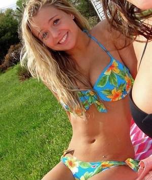 Blondes Bikini Porn - 
